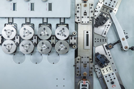 XD -680 مدل 3.00 - 8.00mm CNC ماشین کویل بهار با سیستم حرکت سروو